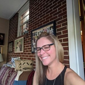 Meet your Posher, Shawna